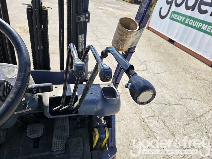komatsu-fg25st-12-image-15