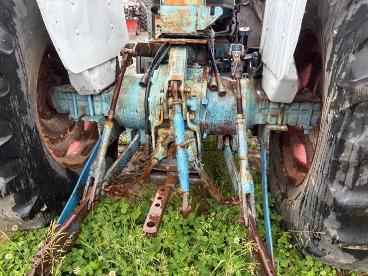 ford-4600-image-12