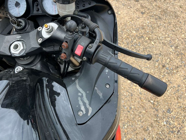2007-kawasaki-ninja-zx-14-(-26,228-miles)-image-19