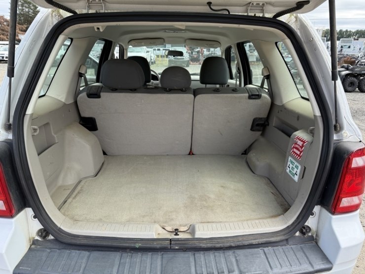 2009-ford-escape-image-19