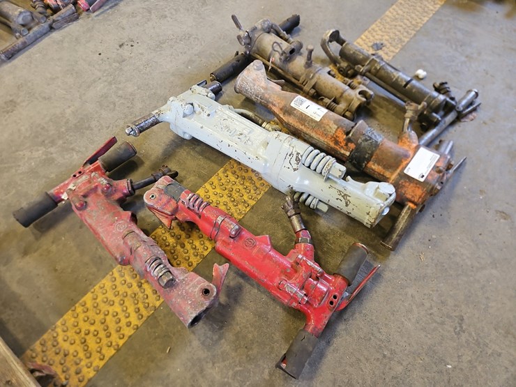 quantity-of-pneumatic-jack-hammers-image-1