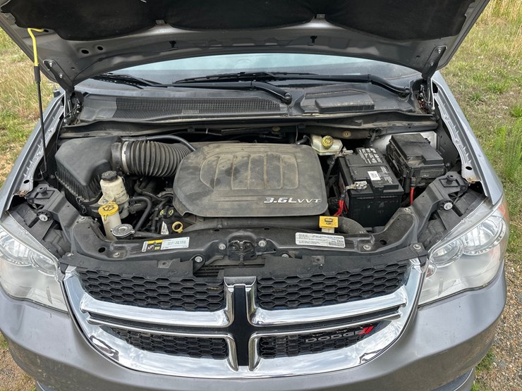 2013-dodge-grand-caravan-image-41