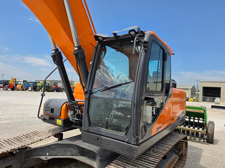 2022-doosan-dx225-lc-image-20