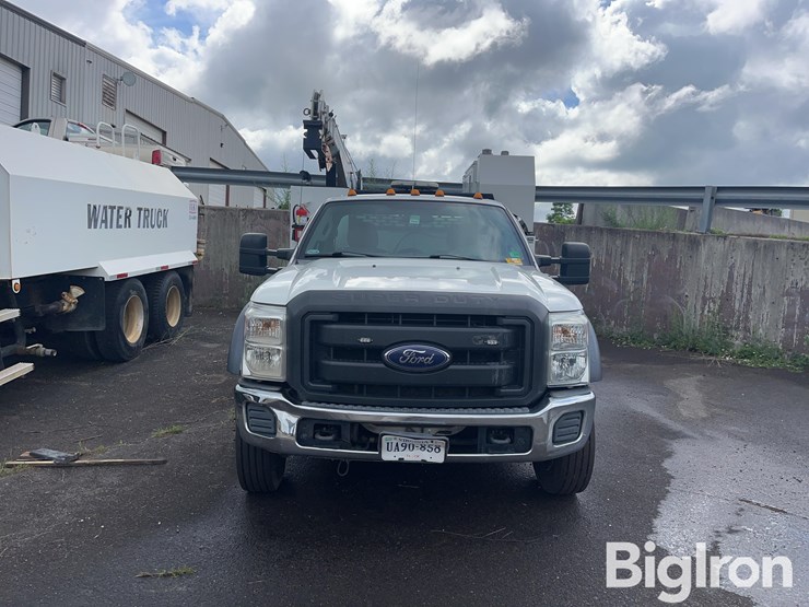 2015-ford-f550-image-2