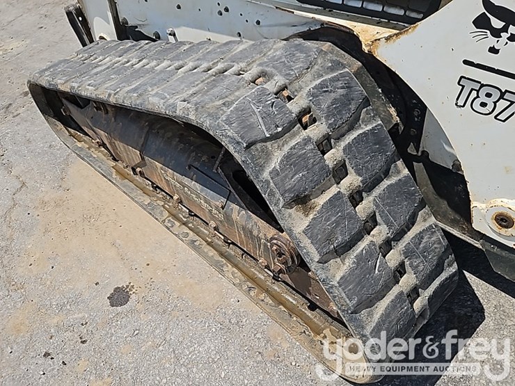 2021-bobcat-t870-image-20