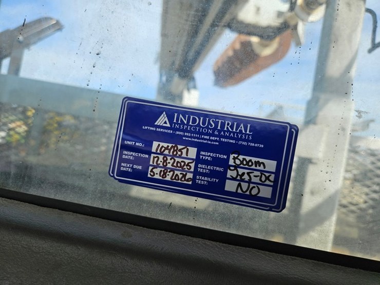 #5076-•-2007-freightliner-m2-tandem-axle-crane-truck-image-103