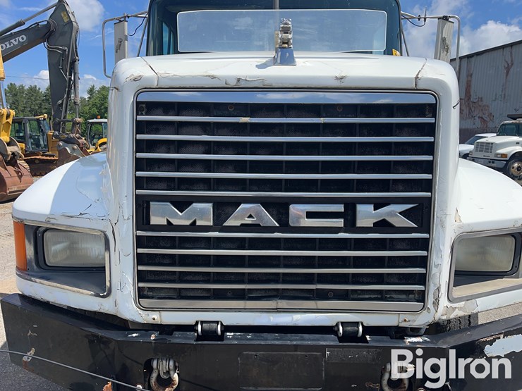 1994-mack-ch613-image-15