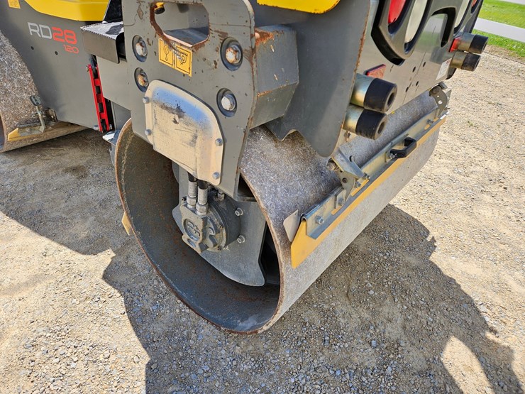 2017-wacker-neuson-rd28-120-image-14
