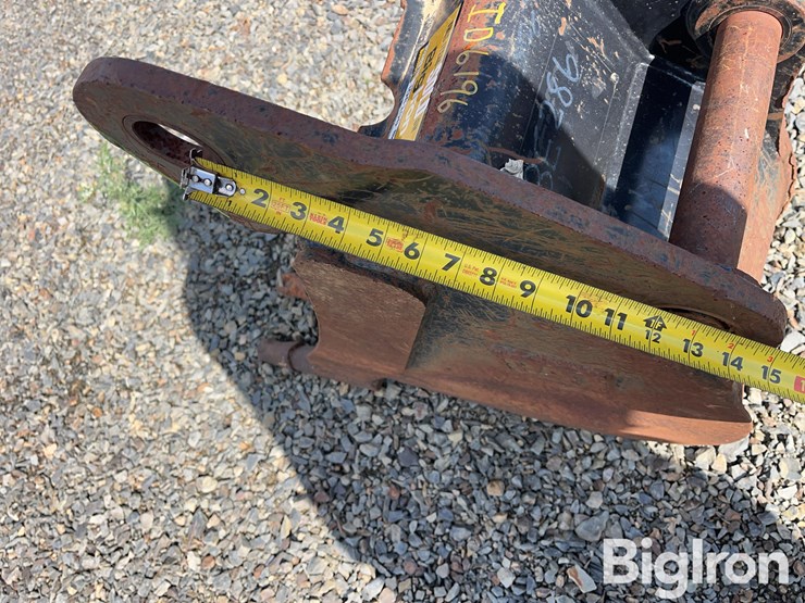 caterpillar-12-image-14