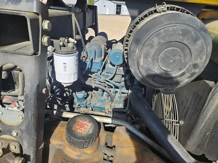 2015-kaeser-m100-image-18