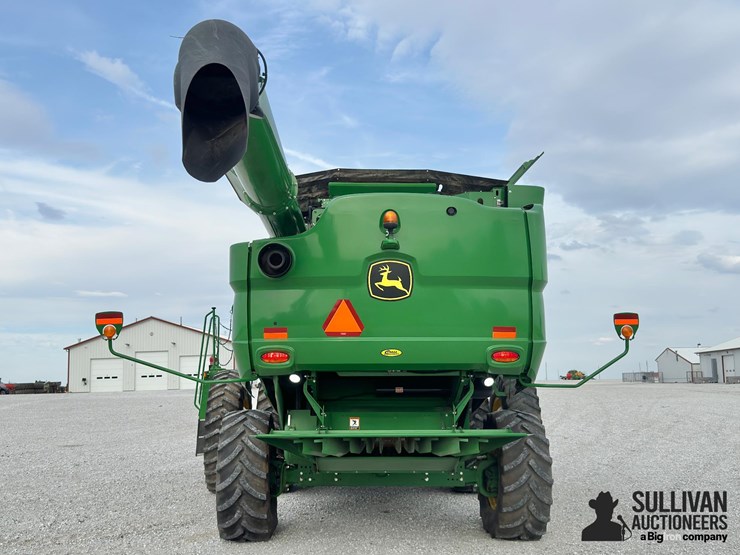 2017-john-deere-s670-image-6