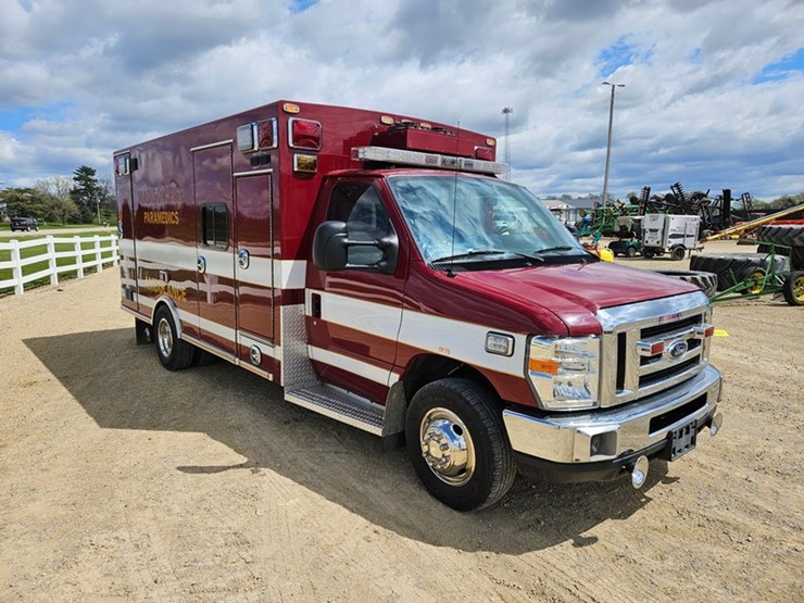 2016-ford-e450-image-7