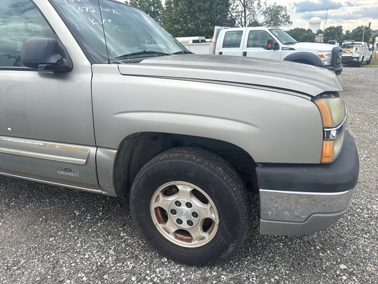 2003-chevrolet-1500-image-31