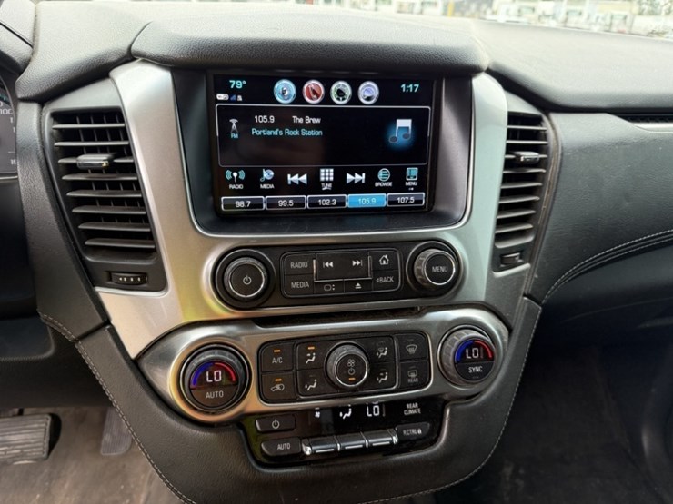 2019-chevrolet-tahoe-image-32