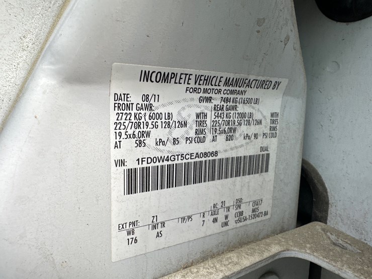 2012-ford-f450-image-37
