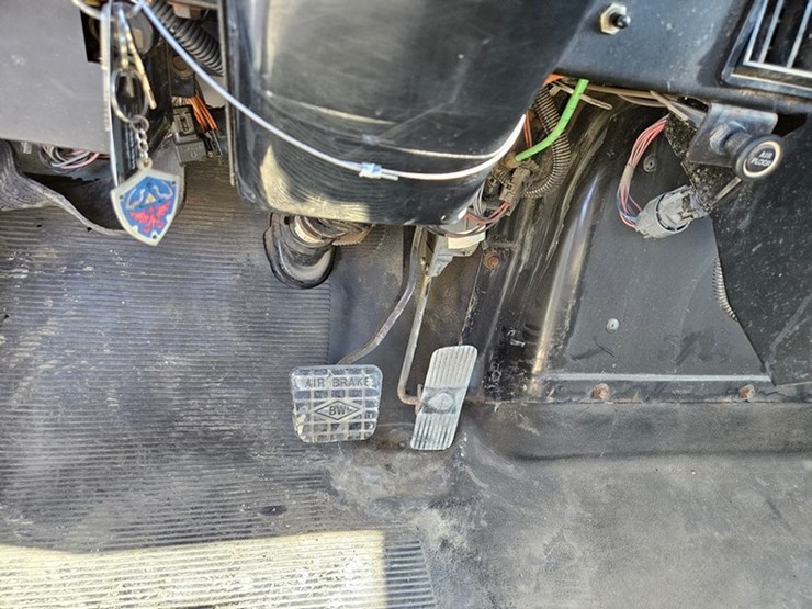 2001-vactor-2100-image-62