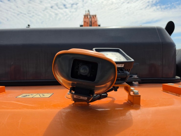 2022-doosan-dx225-lc-image-9