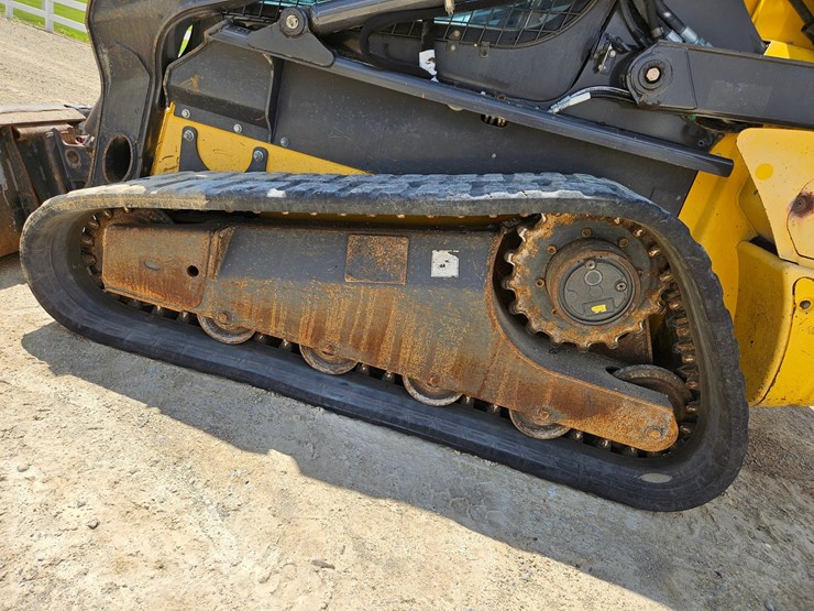 new-holland-c238-image-17