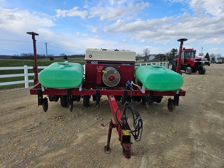 case-ih-900-image-47