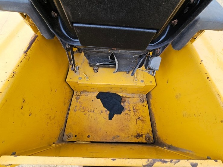deere-550g-lgp-image-26