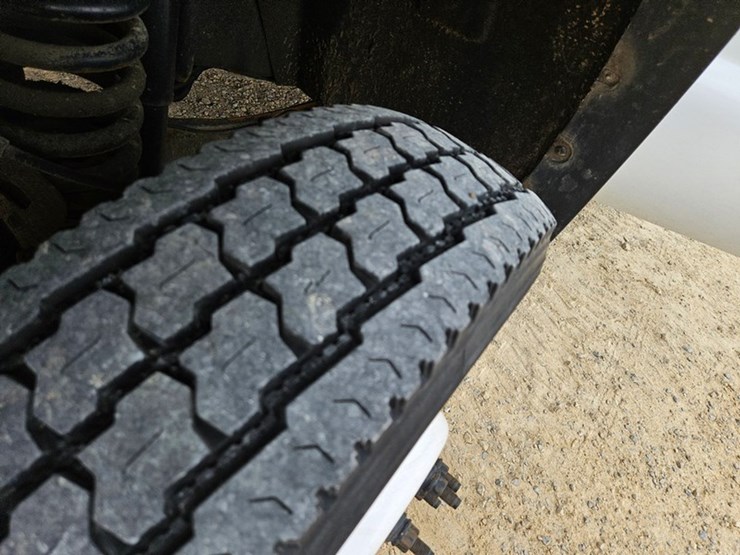 2008-ford-f550-image-60