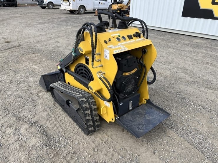 2026-land-hero-ldh-t460-mini-compact-track-loader-image-6