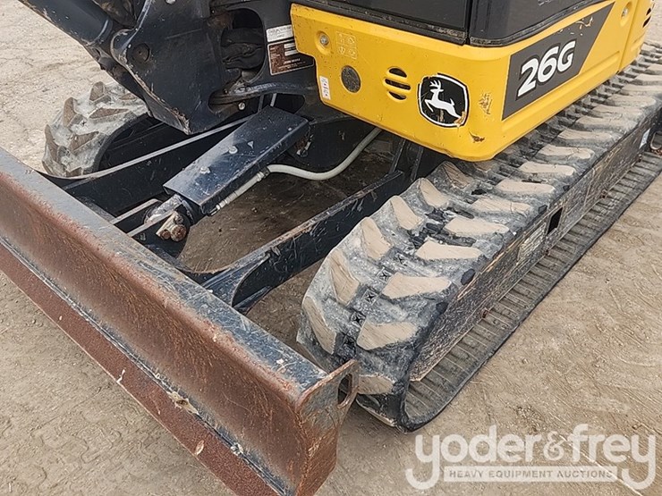 2022-deere-26g-image-21