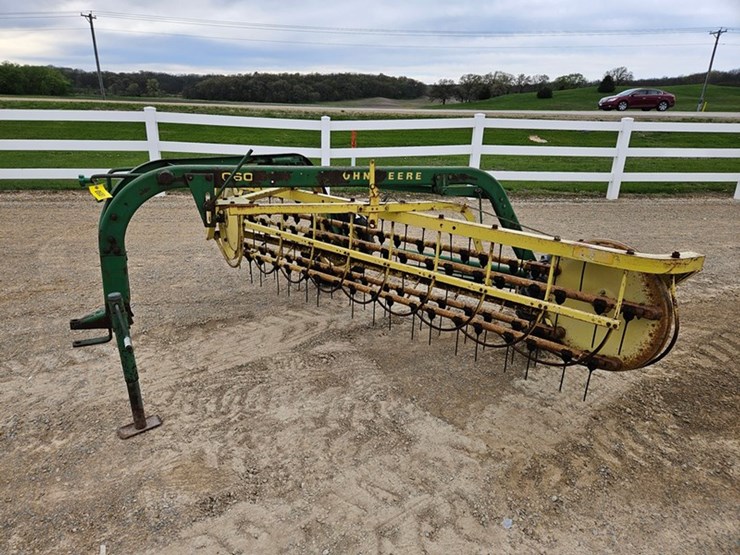 john-deere-660-image-1