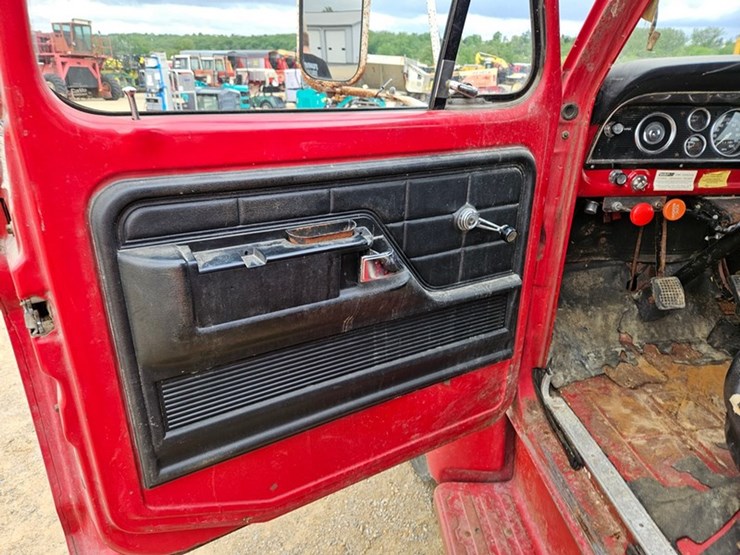 ford-600-image-27