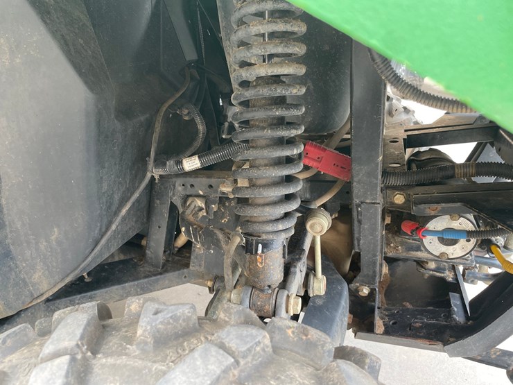 2016-john-deere-550-image-9