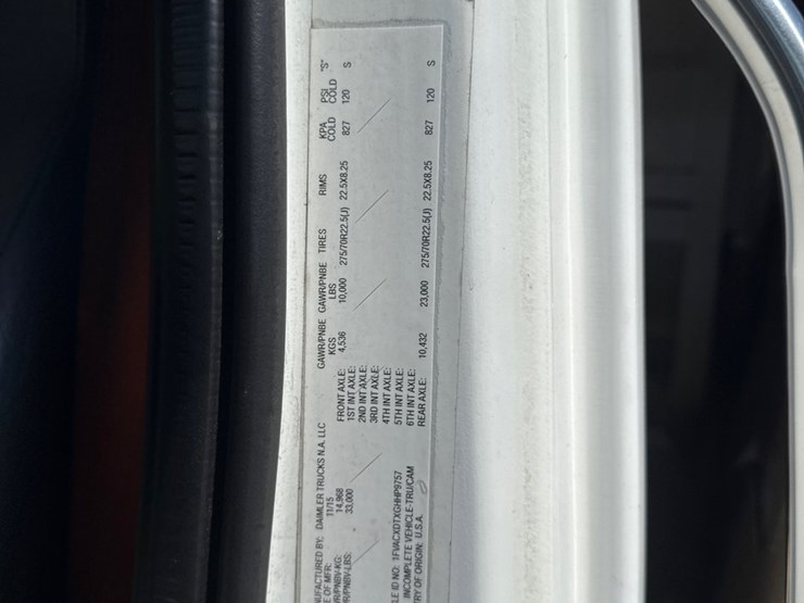#9-•-2016-freightliner-heil-rear-load-garbage-truck-image-41