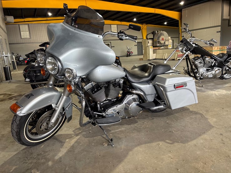 #98-•-2003-harley-davidson-electric-glide-image-1