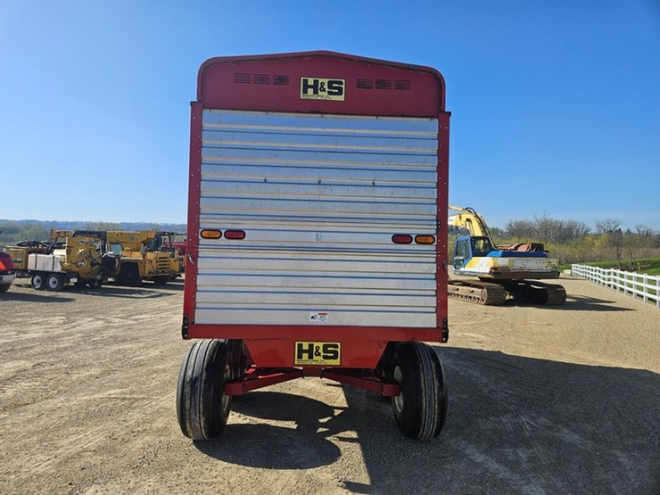 h-&-s-412-image-4
