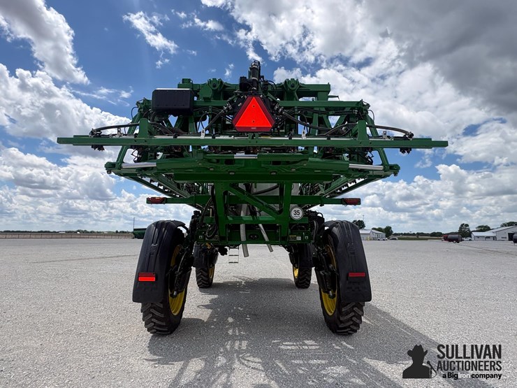 2024-john-deere-412r-image-6