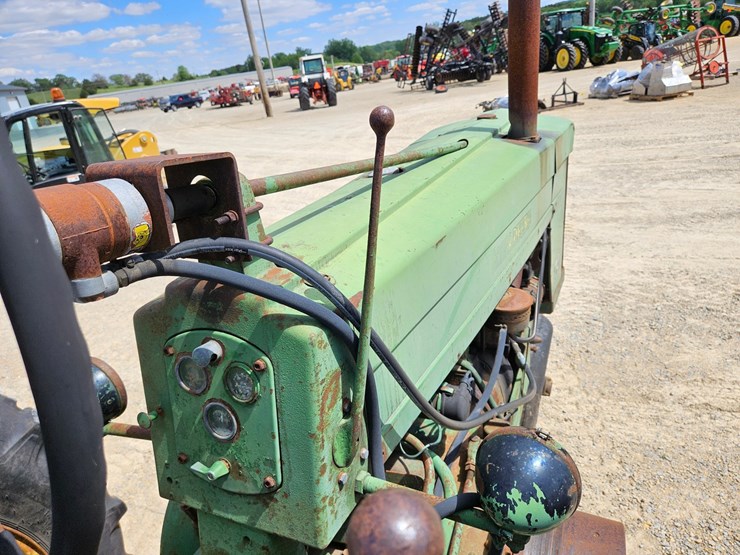 john-deere-70-image-28
