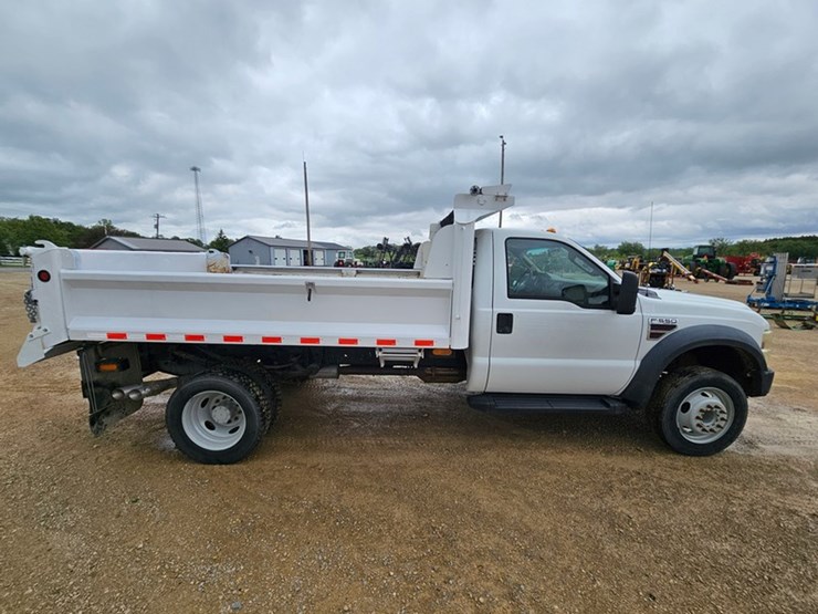 2008-ford-f550-image-6