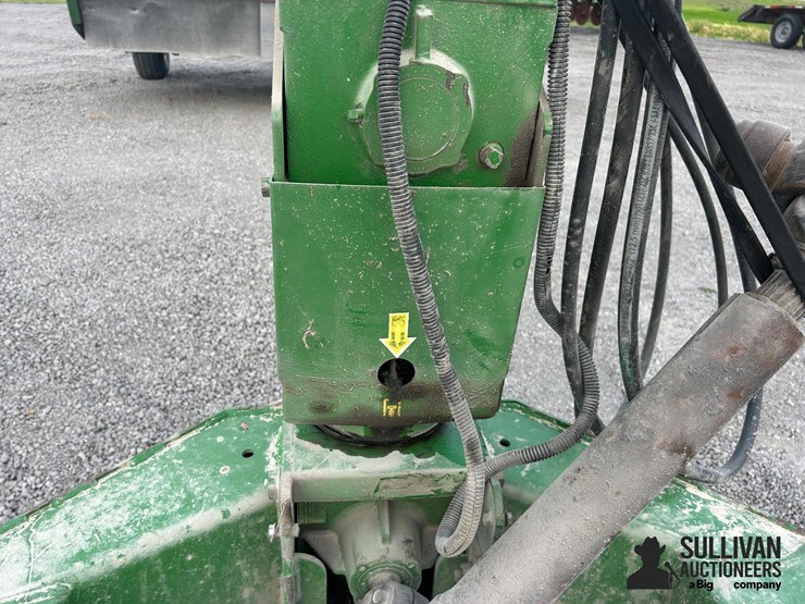 2006-john-deere-946-image-16