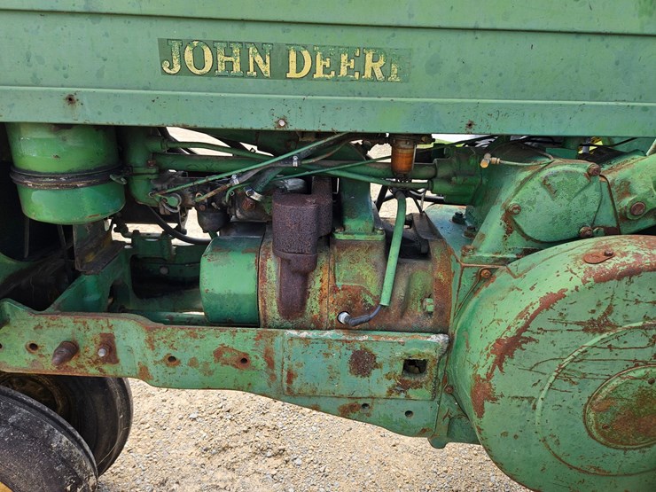 john-deere-70-image-15