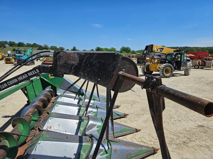john-deere-643-image-10