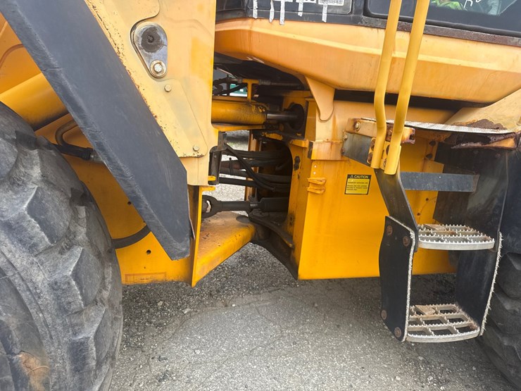 2007-jcb-436-image-52