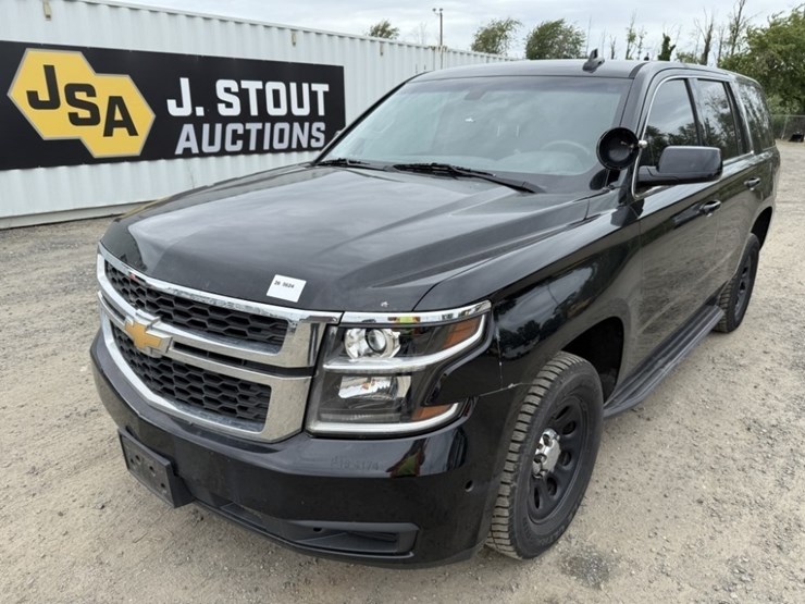 2019-chevrolet-tahoe-image-1