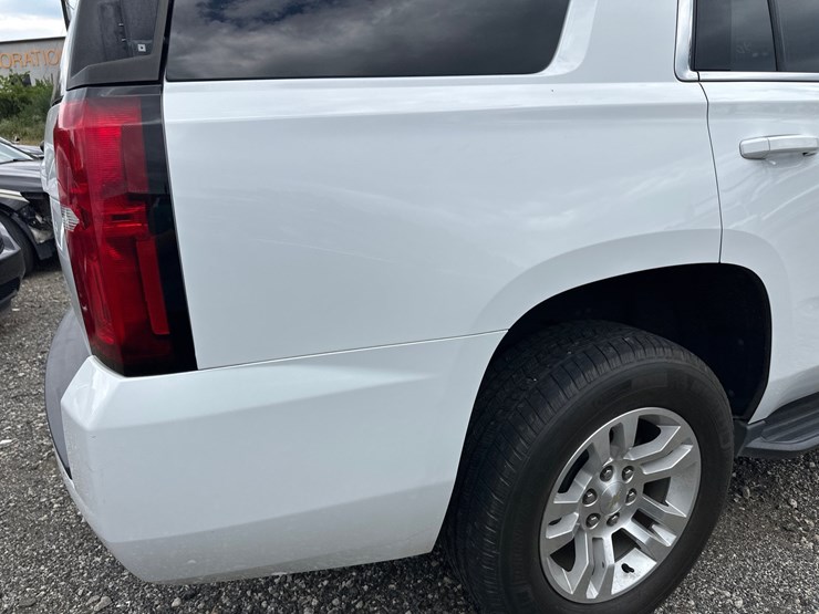 2018-chevrolet-tahoe-image-8