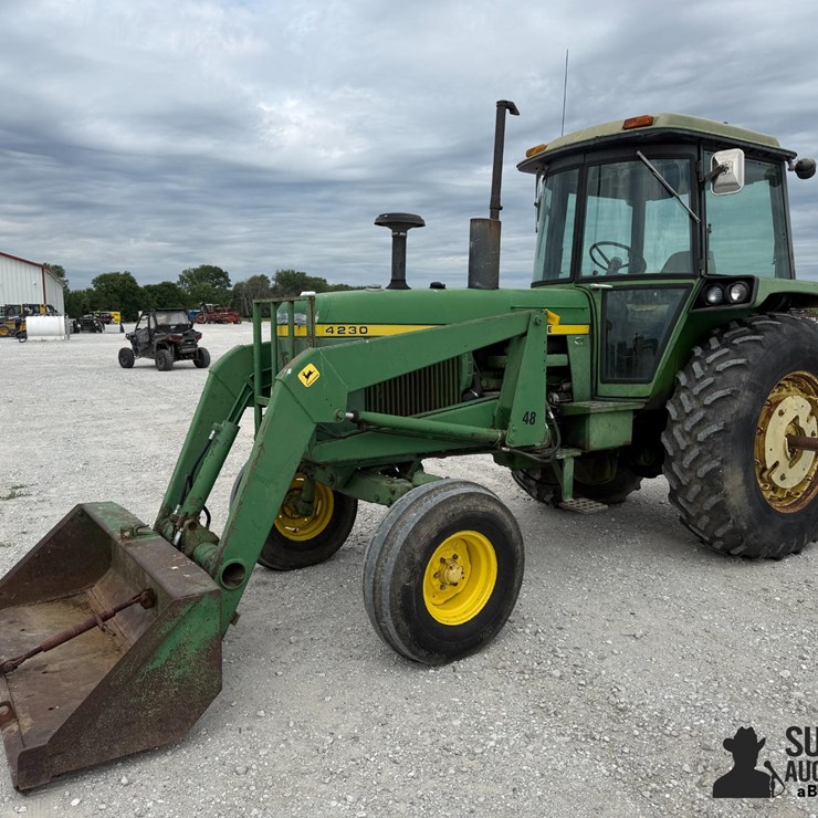 JOHN DEERE 4230