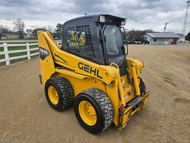 gehl-5640-image-7