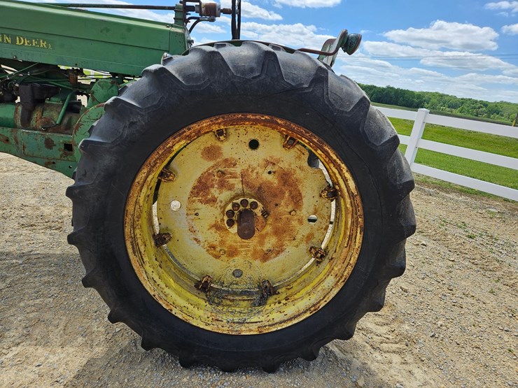 john-deere-70-image-33