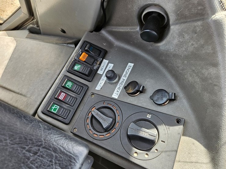 takeuchi-tw65-image-31