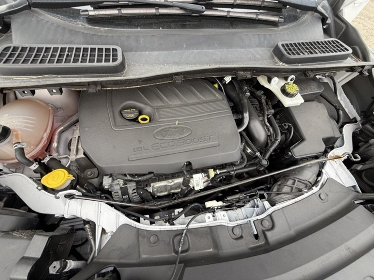 2017-ford-escape-se-image-13