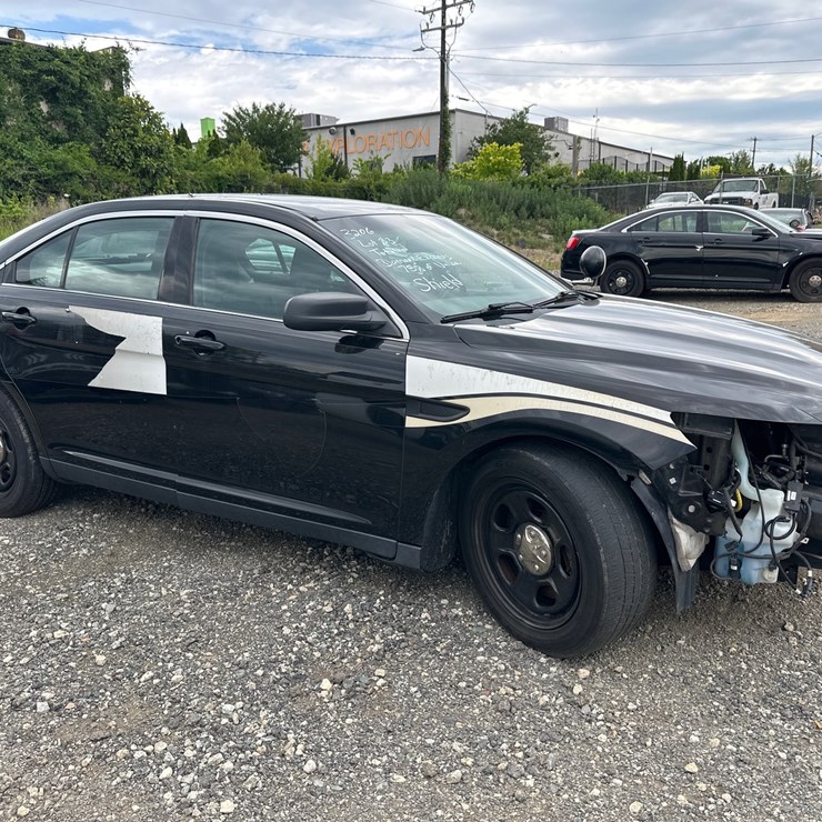 #33 • 2015 FORD INTERCEPTOR