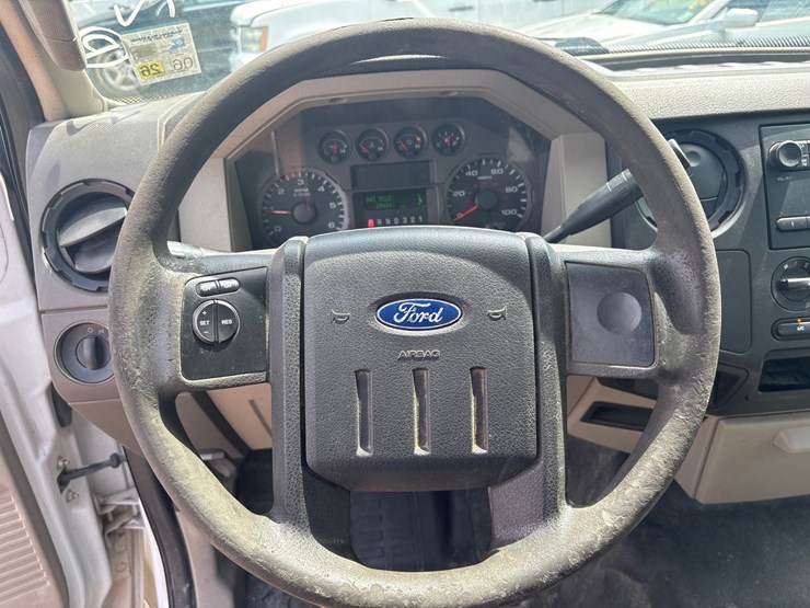 2010-ford-f250-image-10