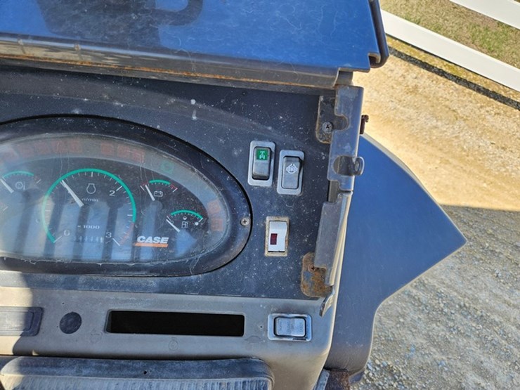 #5075-•-case-mxt-tractor-image-27